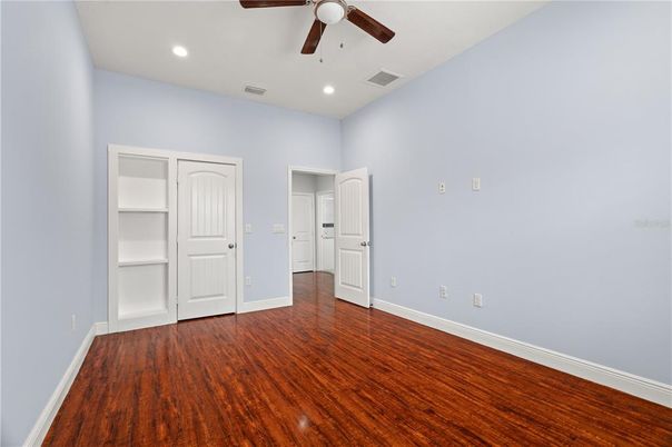 Empty room, Interior, Recessed Lighting, Wood Texture Flooring