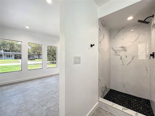 Bathroom, Interior, Marble Walls, Recessed Lighting