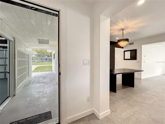 Chandelier, Game Room, Interior, Recessed Lighting