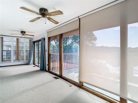 Empty room, Interior, Sun Room
