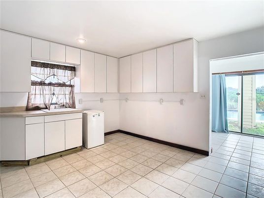 Interior, Recessed Lighting, Washer