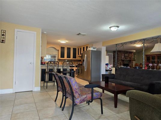 Interior, Kitchen, Living room, Stainless Steel Appliances