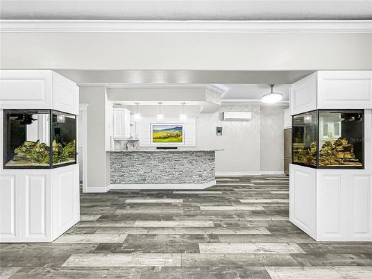 Interior, Kitchen, Pendant Lights, Wood Texture Flooring