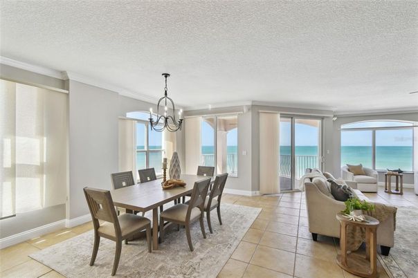 Chandelier, Dining room, Interior, Living room, Water