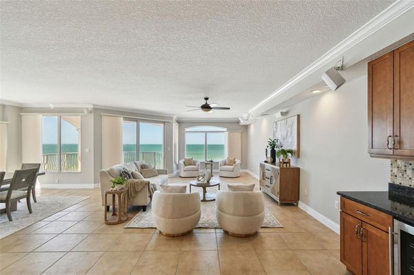Dining room, Interior, Living room, Recessed Lighting, Water