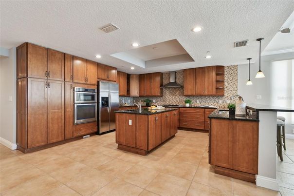 Interior, Kitchen, Pendant Lights, Recessed Lighting, Stainless Steel Appliances