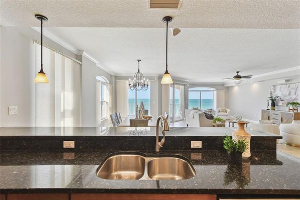 Chandelier, Dining room, Interior, Kitchen, Living room, Pendant Lights, Water
