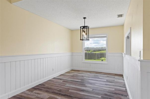 Empty room, Interior, Pendant Lights, Wood Texture Flooring