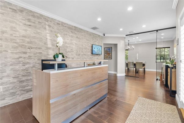 Dining room, Interior, Pendant Lights, Recessed Lighting, Stone Walls, Wood Texture Flooring