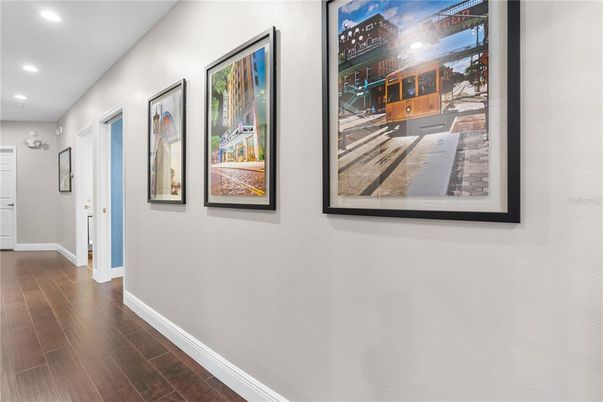 Interior, Recessed Lighting, Wood Texture Flooring