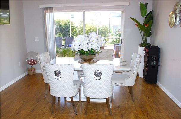 Dining room, Interior, Wood Texture Flooring