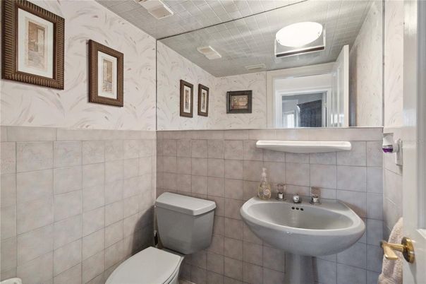 Bathroom, Interior, Marble Walls