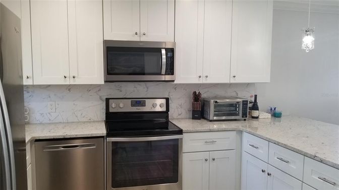 Interior, Kitchen, Pendant Lights, Stainless Steel Appliances