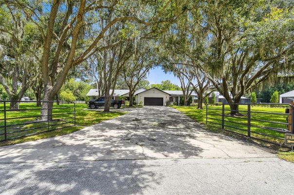 Backyard, Detached Garage, Exterior