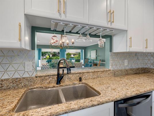Chandelier, Interior, Kitchen