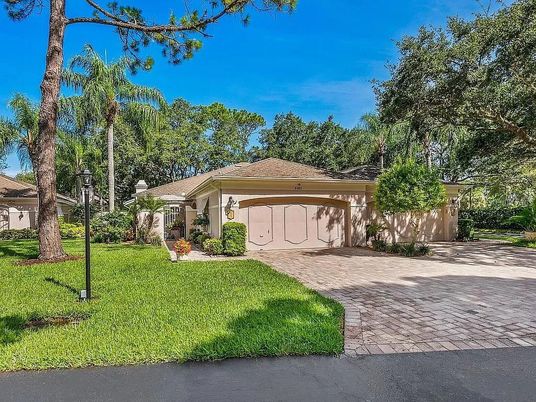 Attached, Backyard, Exterior, Facade, Ranch