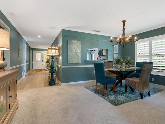 Chandelier, Dining room, Interior, Recessed Lighting, Wood Texture Flooring