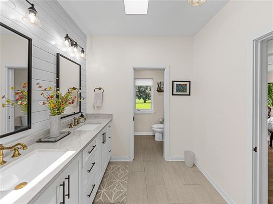 Bathroom, Dual Sink Vanities, Interior, Wood Texture Flooring