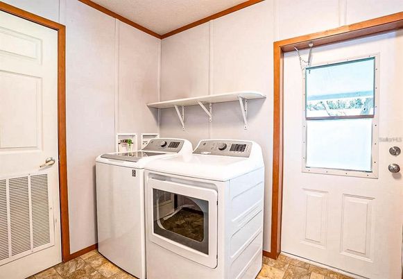 Interior, Washer