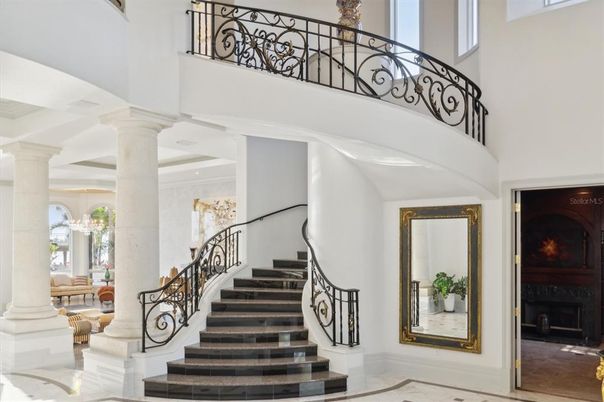 Chandelier, Interior, Piano