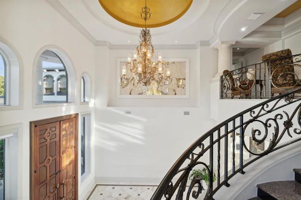 Chandelier, Interior, Recessed Lighting