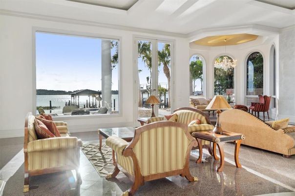 Interior, Living room, Water