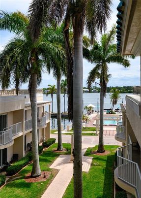 Exterior, Water