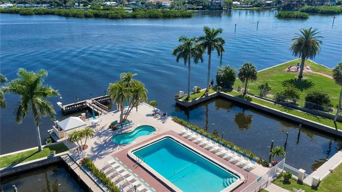 Exterior, Lake, Pool