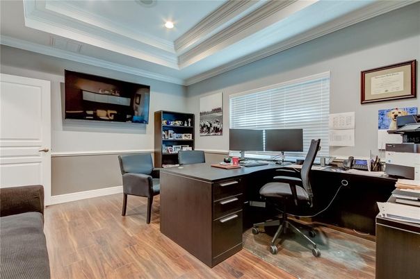 Home Office, Interior, Recessed Lighting, Wood Texture Flooring