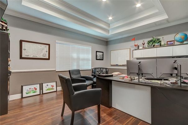 Home Office, Interior, Recessed Lighting, Wood Texture Flooring