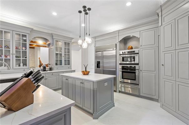 Interior, Kitchen, Pendant Lights, Recessed Lighting, Stainless Steel Appliances