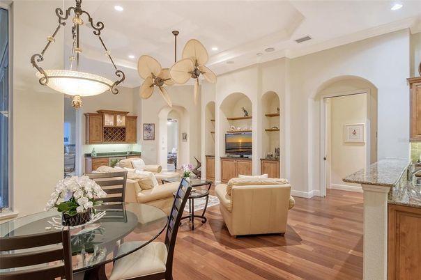 Dining room, Interior, Living room, Pendant Lights, Recessed Lighting, Wood Texture Flooring