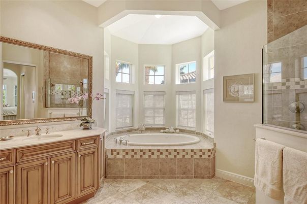 Bathroom, Dual Sink Vanities, Interior