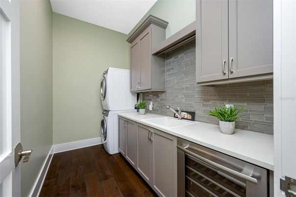 Interior, Kitchen, Stainless Steel Appliances, Washer, Wood Texture Flooring