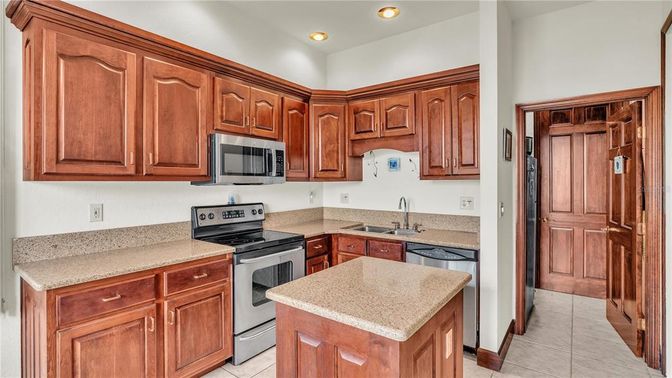 Interior, Kitchen, Recessed Lighting