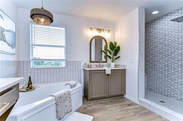 Bathroom, Interior, Pendant Lights, Recessed Lighting, Wood Texture Flooring