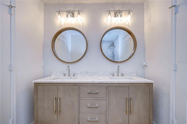 Bathroom, Dual Sink Vanities, Interior