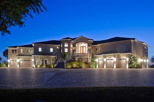 Attached, Exterior, Facade, French Provincial