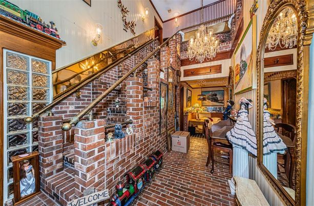 Chandelier, Interior, Stone Walls