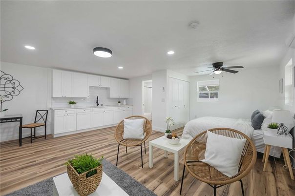 Interior, Kitchen, Living room, Recessed Lighting, Wood Texture Flooring