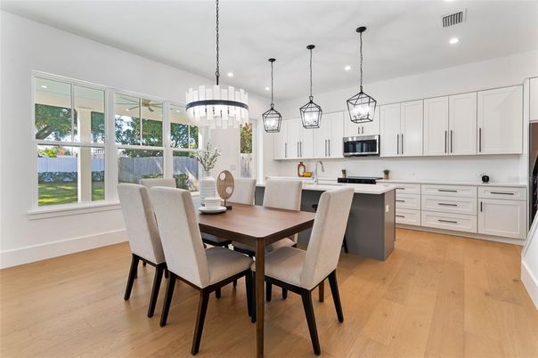Dining room, Interior, Kitchen, Pendant Lights, Recessed Lighting, Wood Texture Flooring