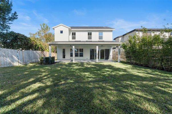 Backyard, Exterior, Facade, American Foursquare
