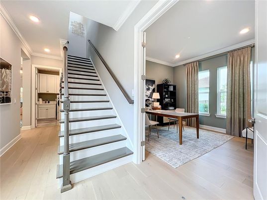 Home Office, Interior, Recessed Lighting, Wood Texture Flooring