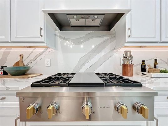 Interior, Kitchen, Stainless Steel Appliances