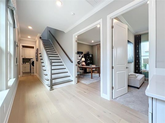 Interior, Recessed Lighting, Wood Texture Flooring