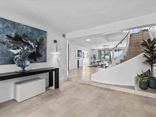 Dining room, Interior, Recessed Lighting
