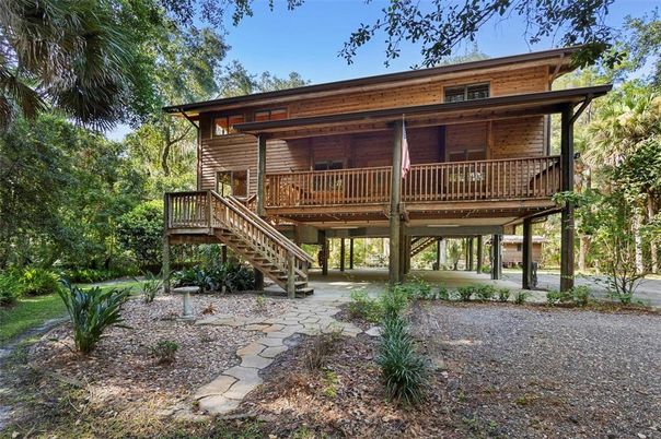 Backyard, Exterior, Facade, Log Home