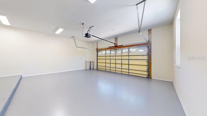 Garage, Interior