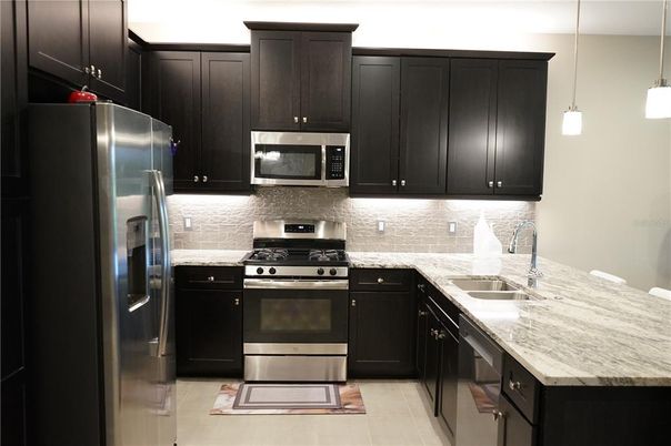 Interior, Kitchen, Pendant Lights, Stainless Steel Appliances