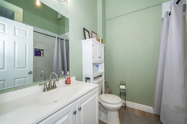 Bathroom, Interior